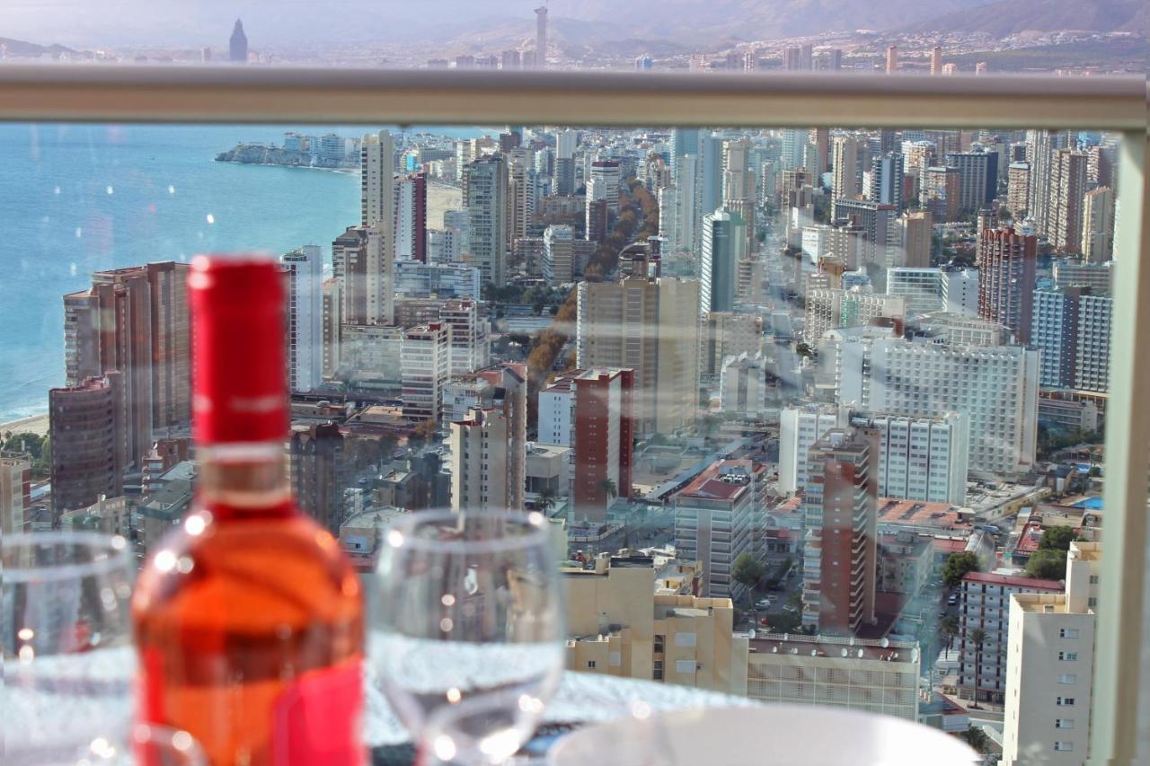 Skyline 26 Stunning Sea Views From A 2-Bedroom Apartment On The 26Th Floor Benidorm Zewnętrze zdjęcie