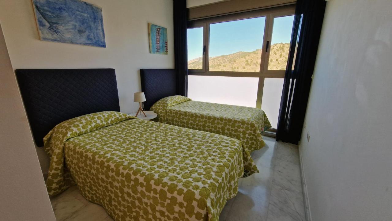 Skyline 26 Stunning Sea Views From A 2-Bedroom Apartment On The 26Th Floor Benidorm Zewnętrze zdjęcie